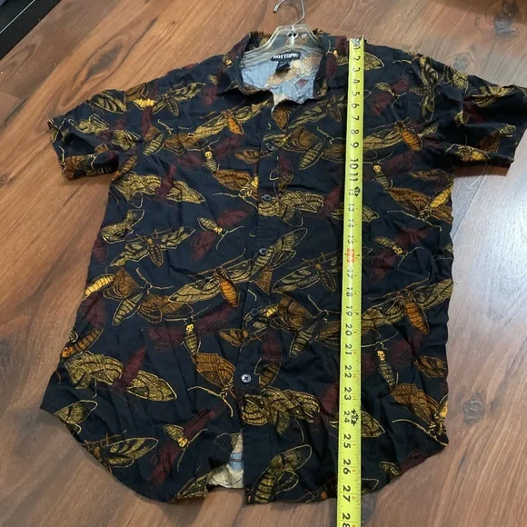 NEW MEN'S HOT TOPIC GRUNGE MOTH WOVEN BUTTON-UP SHIRT SZ M SKULLS